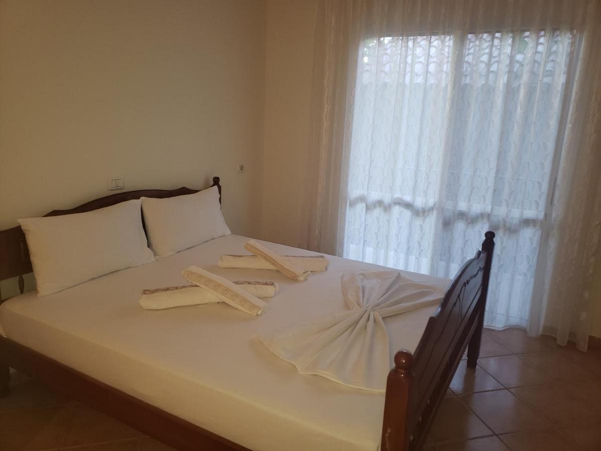 Vila Papa Durrës Exterior foto