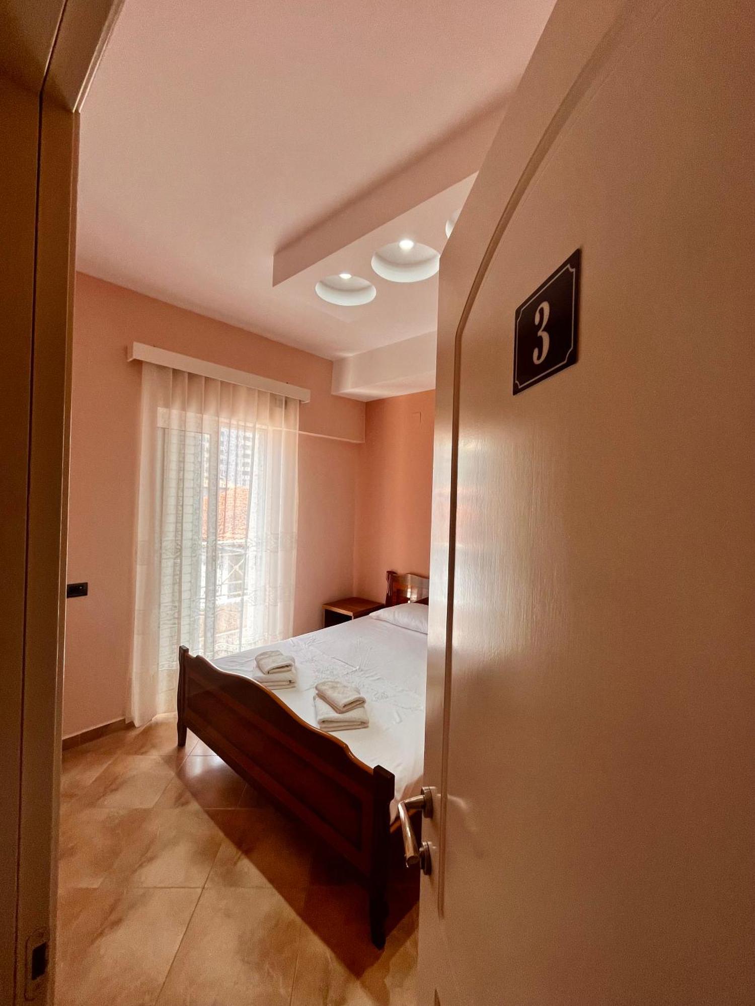 Vila Papa Durrës Exterior foto