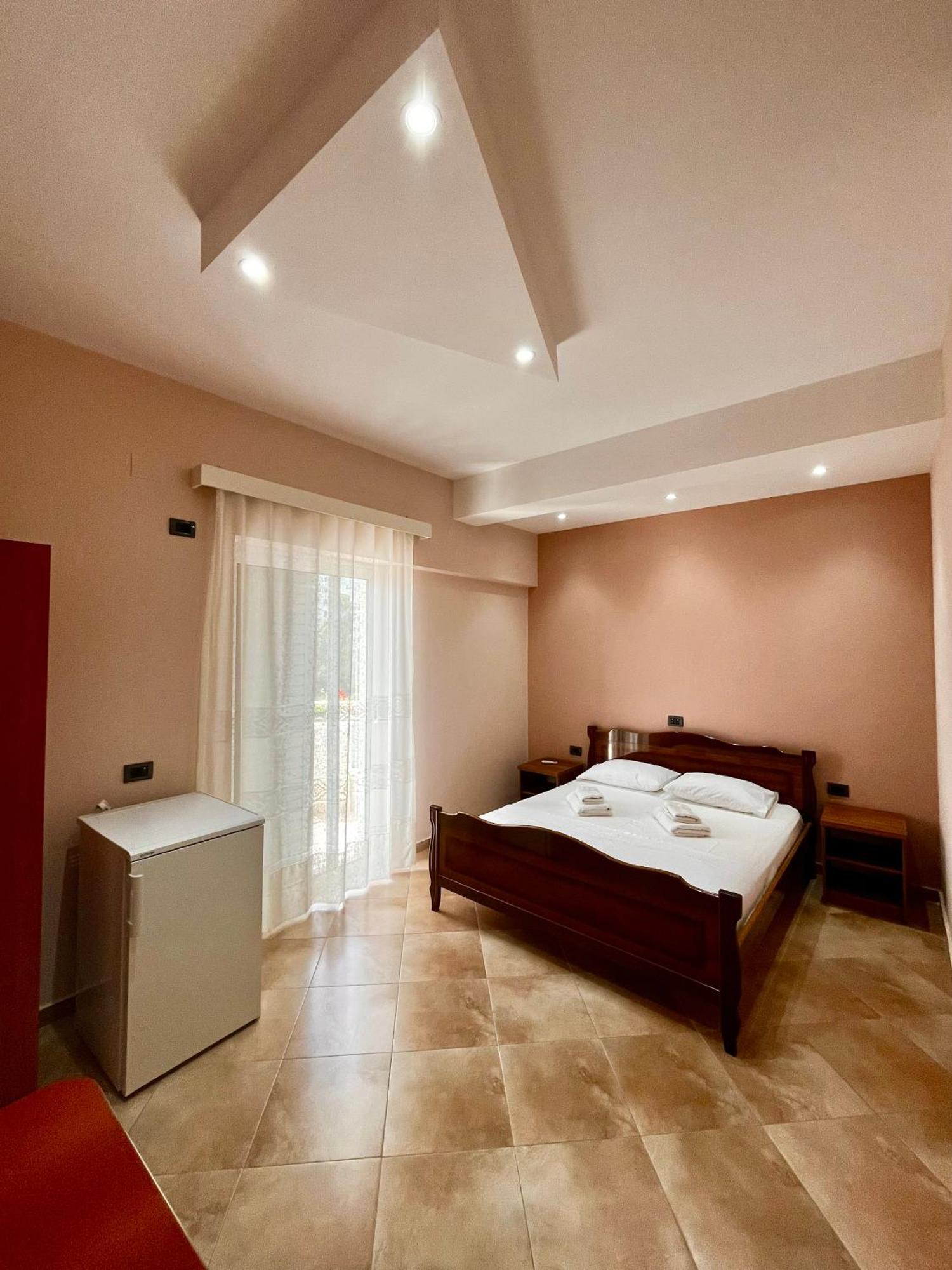 Vila Papa Durrës Exterior foto
